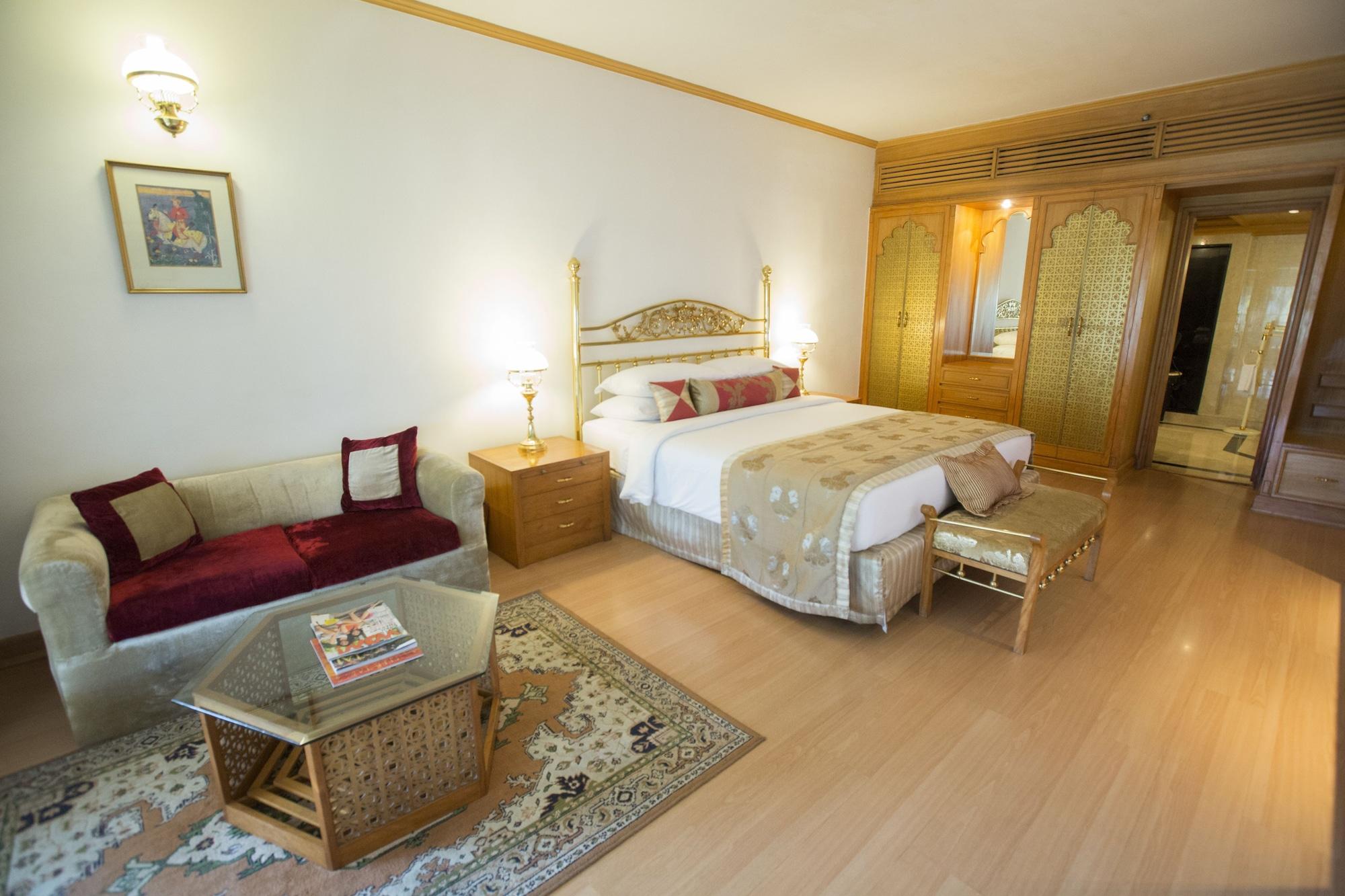 Taj Banjara Hotell Hyderabad Eksteriør bilde A room at the Taj Mahal Palace
