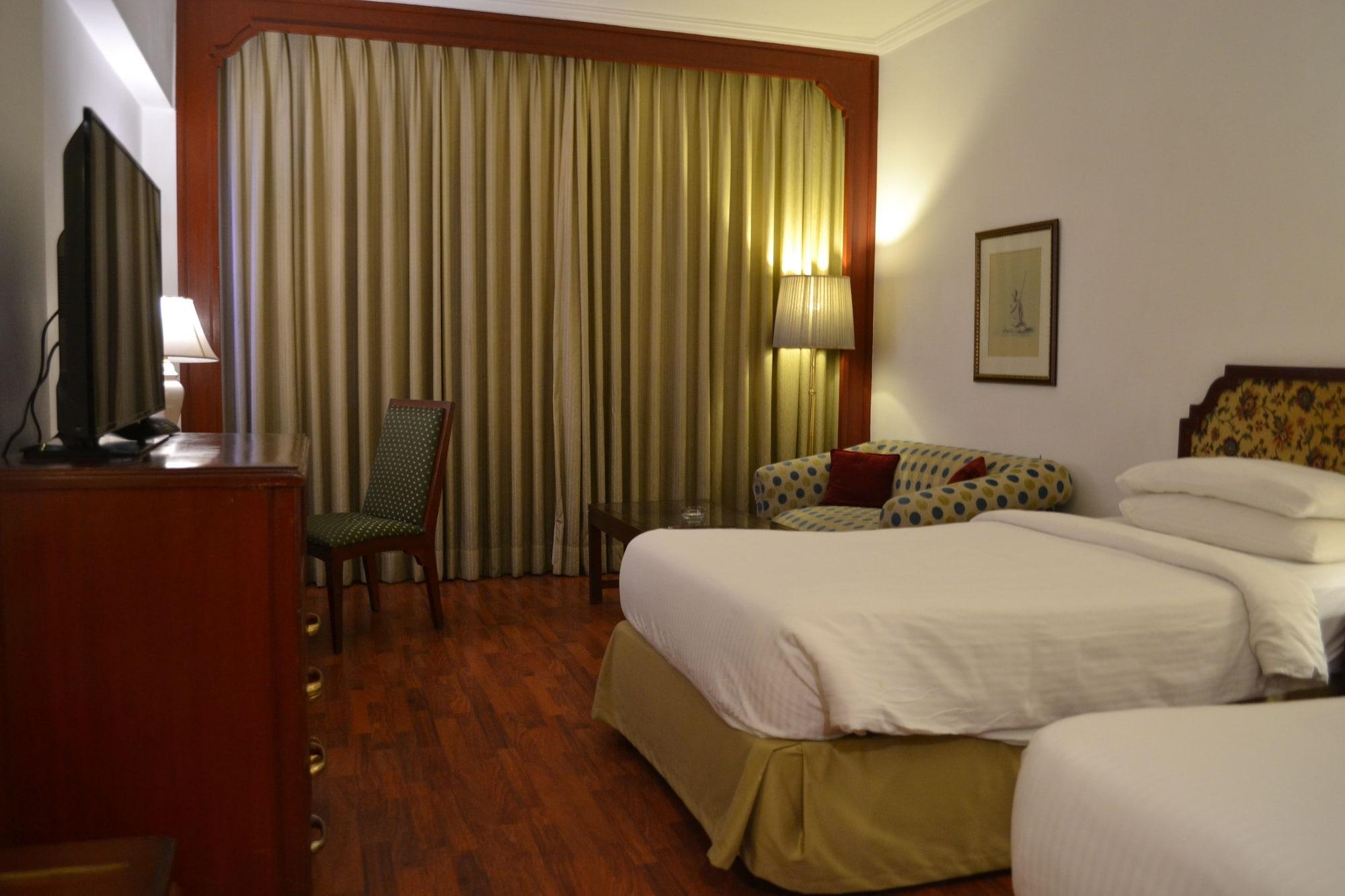Taj Banjara Hotell Hyderabad Eksteriør bilde A room at the hotel